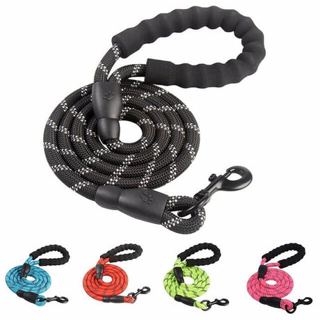 Tangle-Free Reflective Dog Leash – Durable Nylon, 6 Feet Long, 360-Degree Rotating Hook for Safe Evening Walks