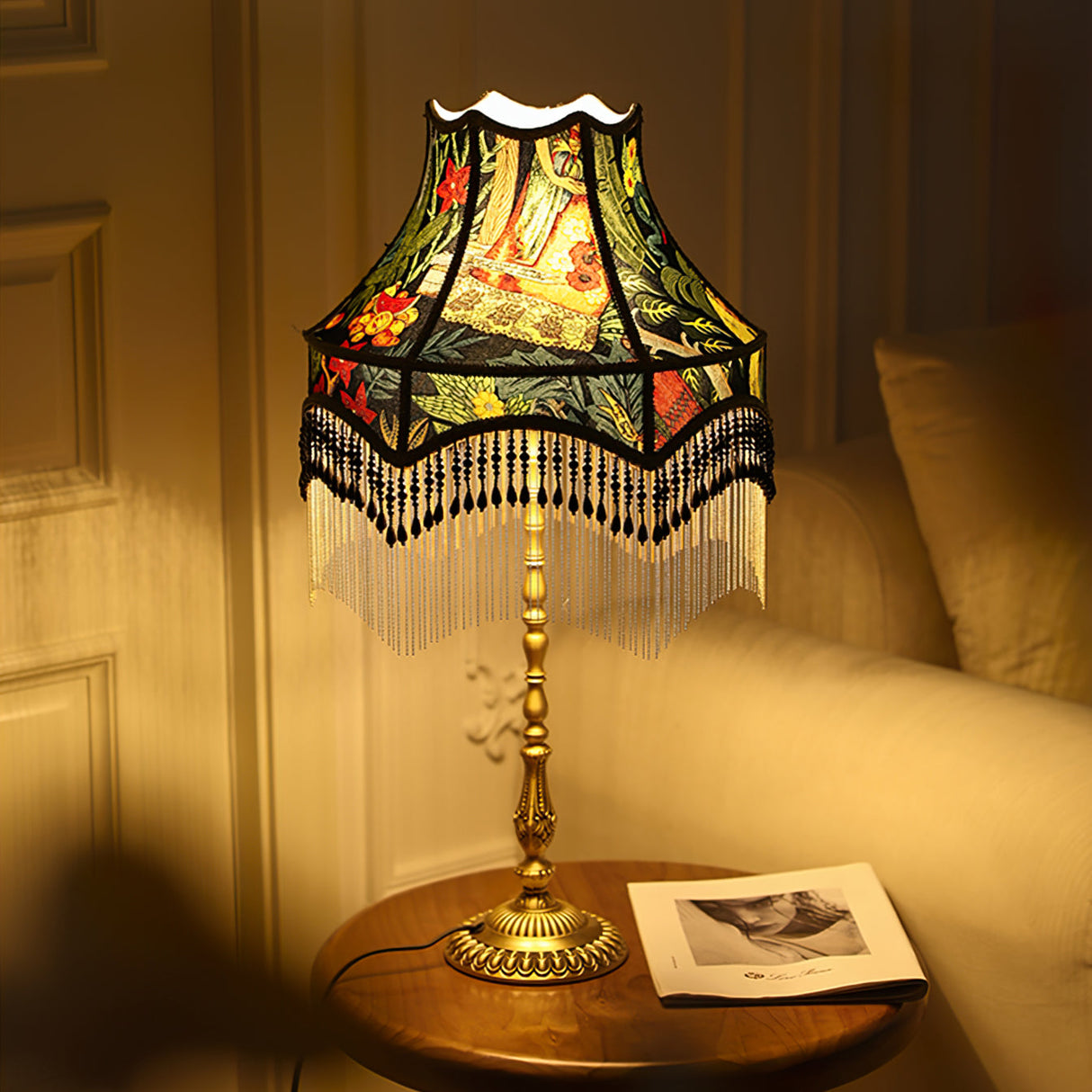 VintageBloom - Tafel Lamp in Franse Bloemmotief met Franje