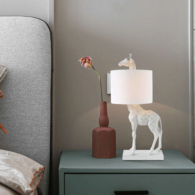 WildLight – Giraffe Shaped Table Lamp