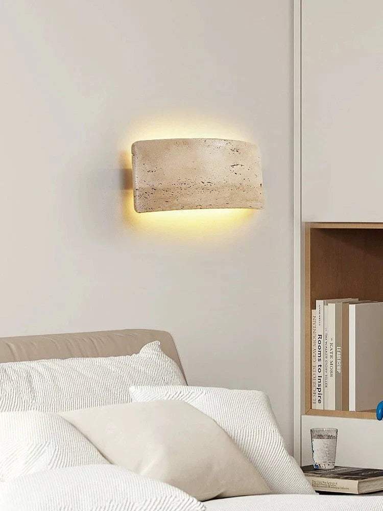 StoneBeam – Minimalist Wall Lamp in Travertine