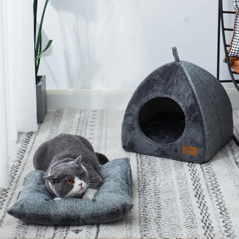 Triangelnest - Luxurious Velvet Cat House Indoor for Ultimate Comfort