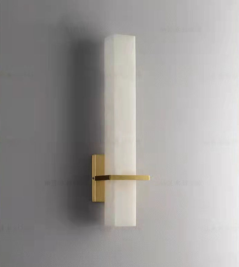 SubtleCube – Sleek Wall Lamp for Soft, Contemporary Light