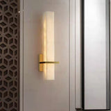 SubtleCube – Sleek Wall Lamp for Soft, Contemporary Light