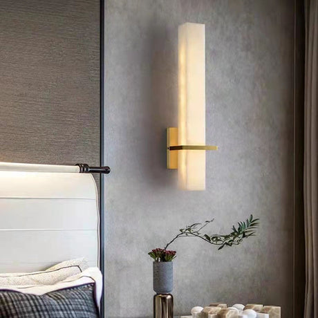 SubtleCube – Sleek Wall Lamp for Soft, Contemporary Light