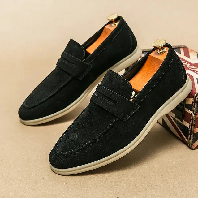 Sophisticated Men's Leather Loafers Comfortable Slip-On Moccasins