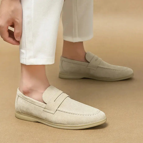Sophisticated Men's Leather Loafers Comfortable Slip-On Moccasins