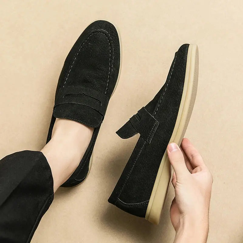 Sophisticated Men's Leather Loafers Comfortable Slip-On Moccasins