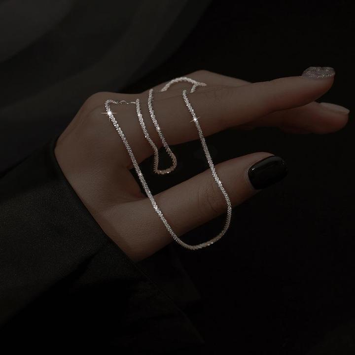 Star Pendant Silver Jewelry Set with Necklace and Light Detail