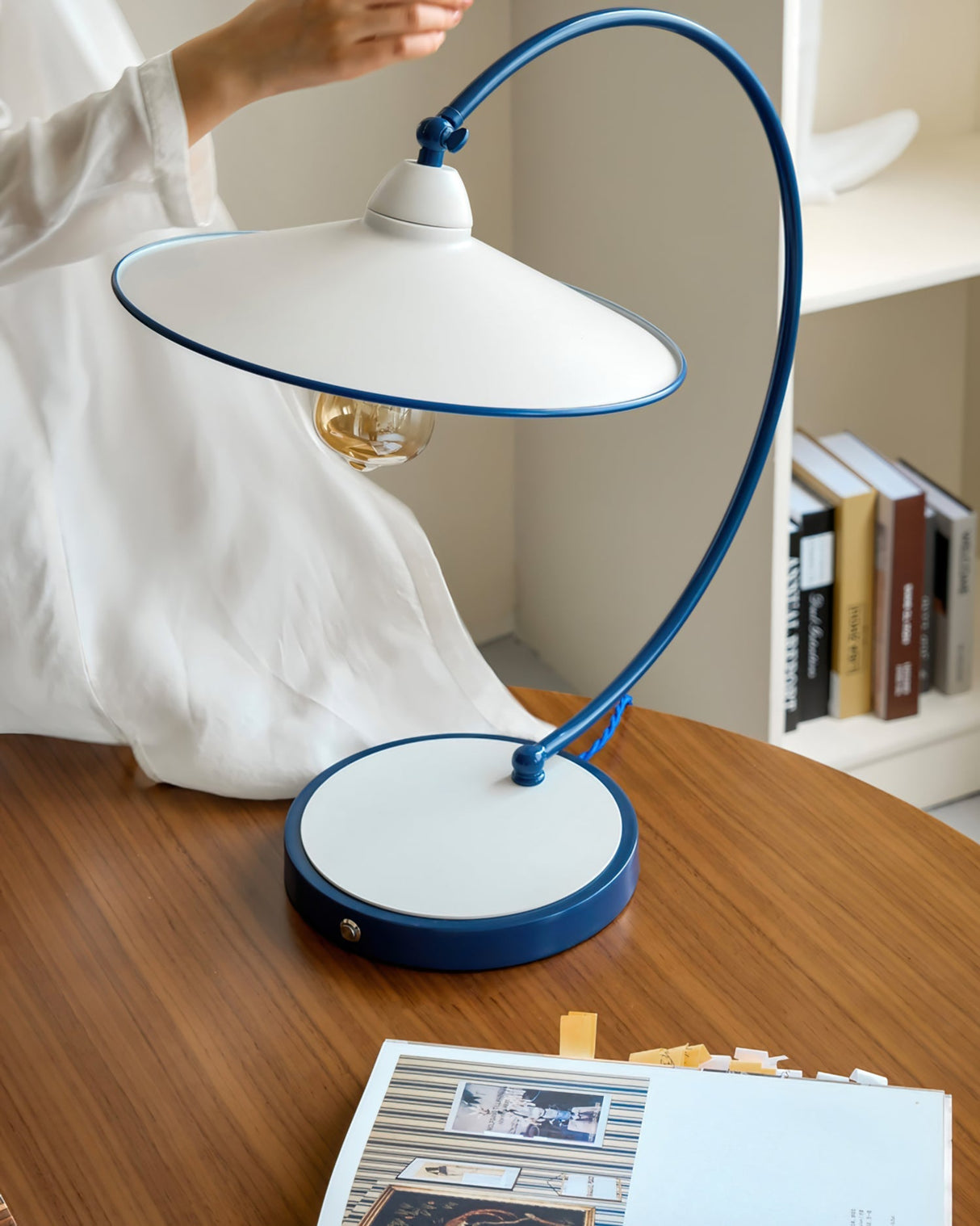SwanLuxe - Desk Light