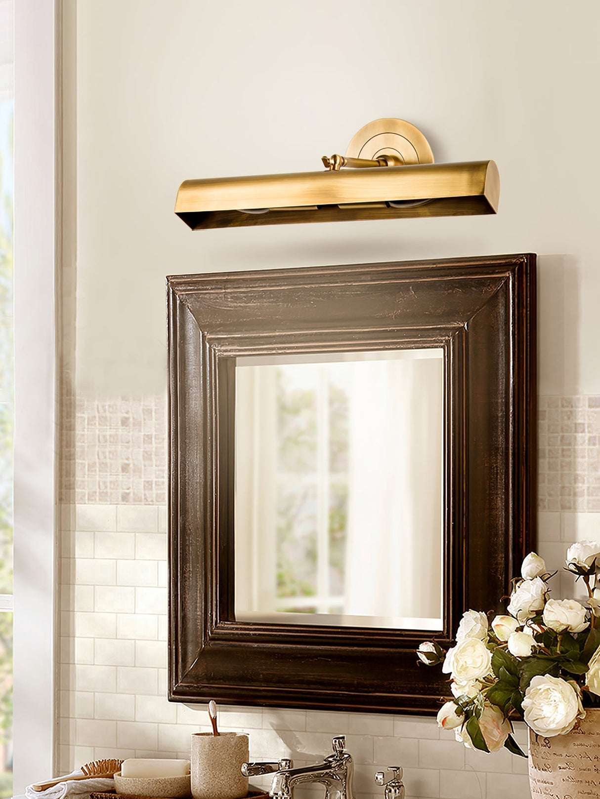 TimelessLume – Luxurious Gold Wall Lamp for Classic Interiors