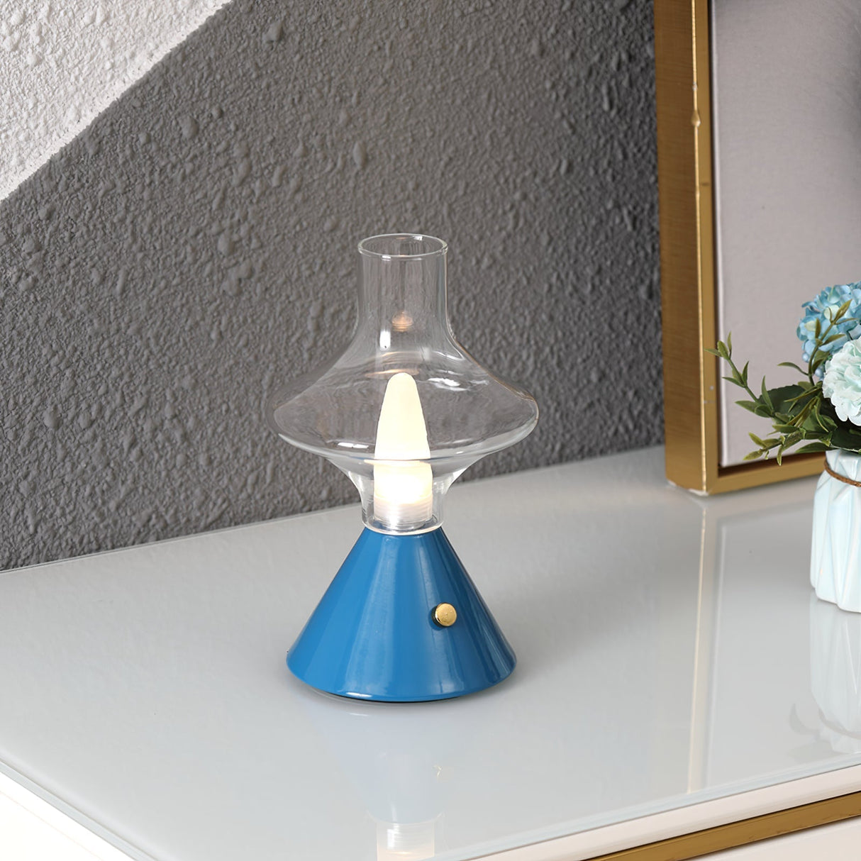SpotLite - Rechargeable Table Lamp