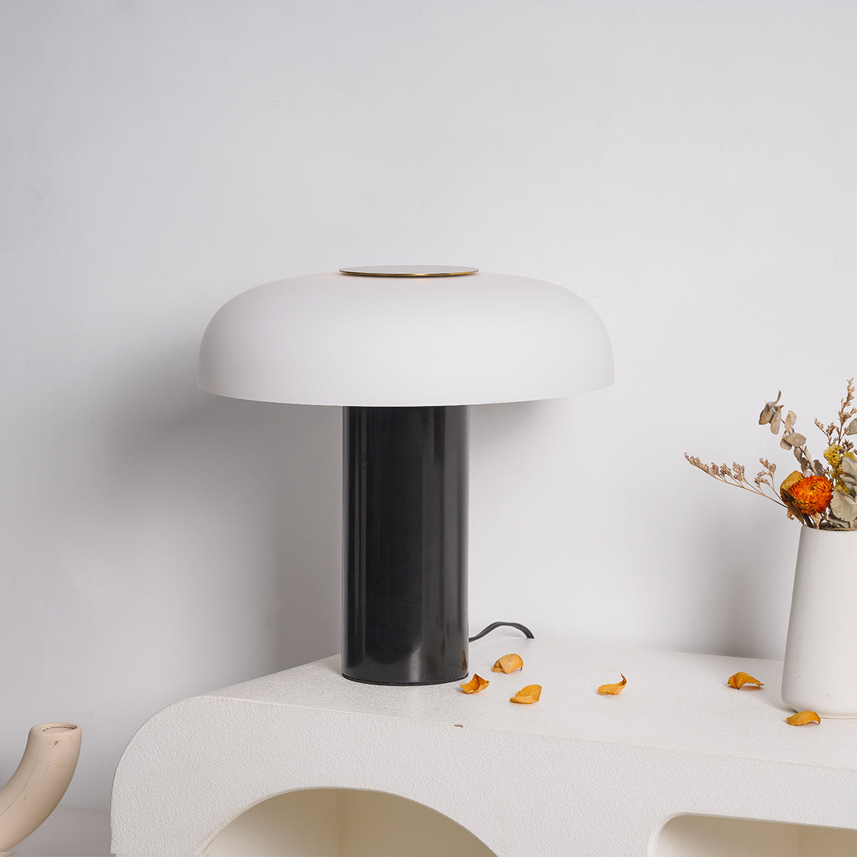 VibrantGleam - Stylish Desk Lamp