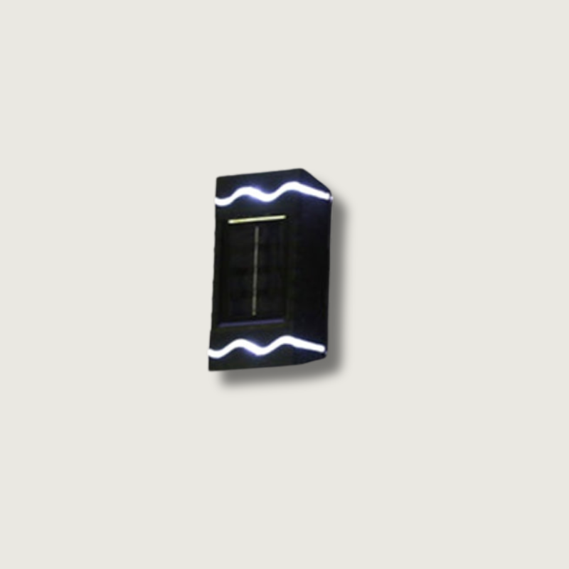 SolarMajesty - Elegant Outdoor Solar Lamp