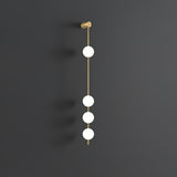 StreamGold – Modern Vertical Wall Lamp with Gold Accents