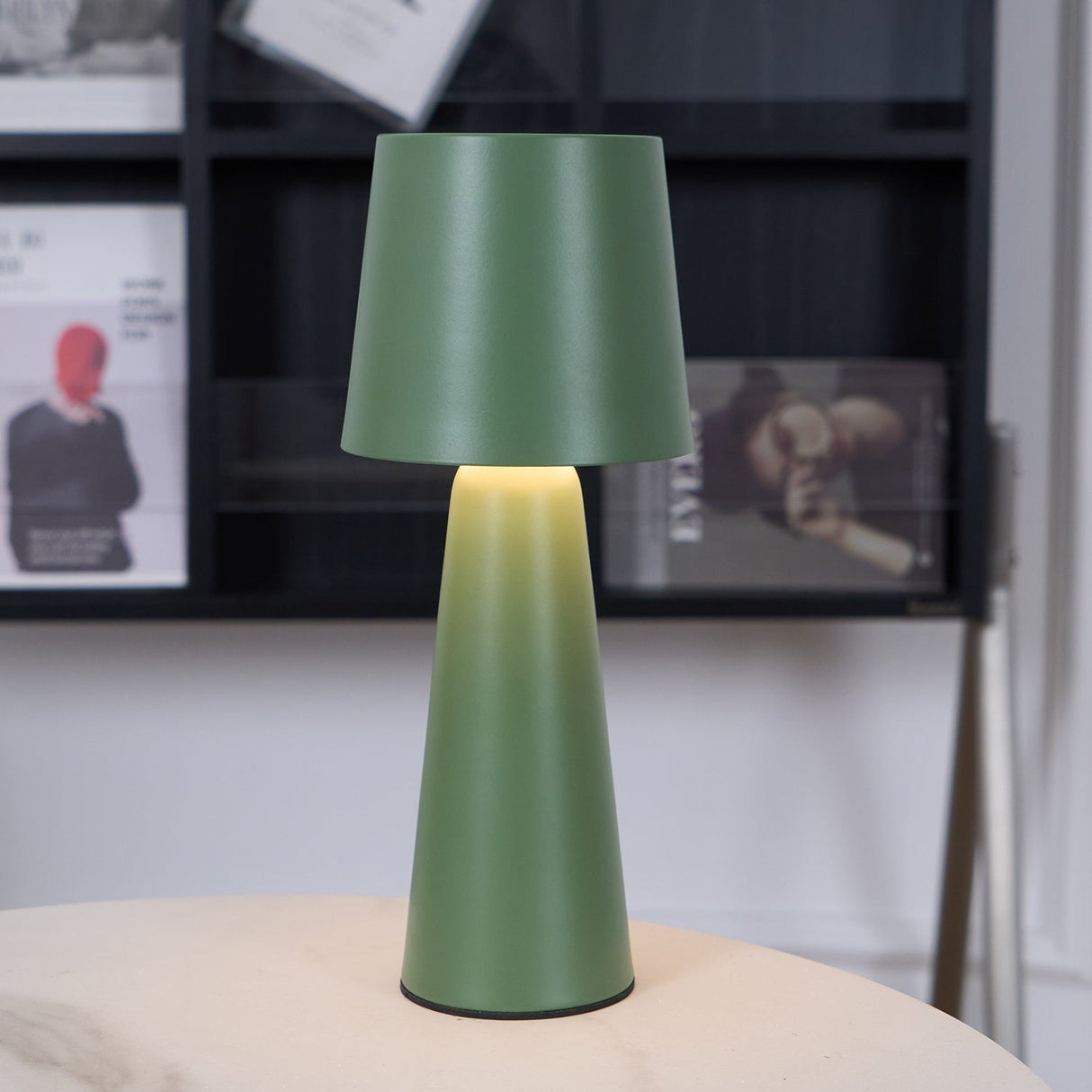 VeroBeam - Modern Lamp