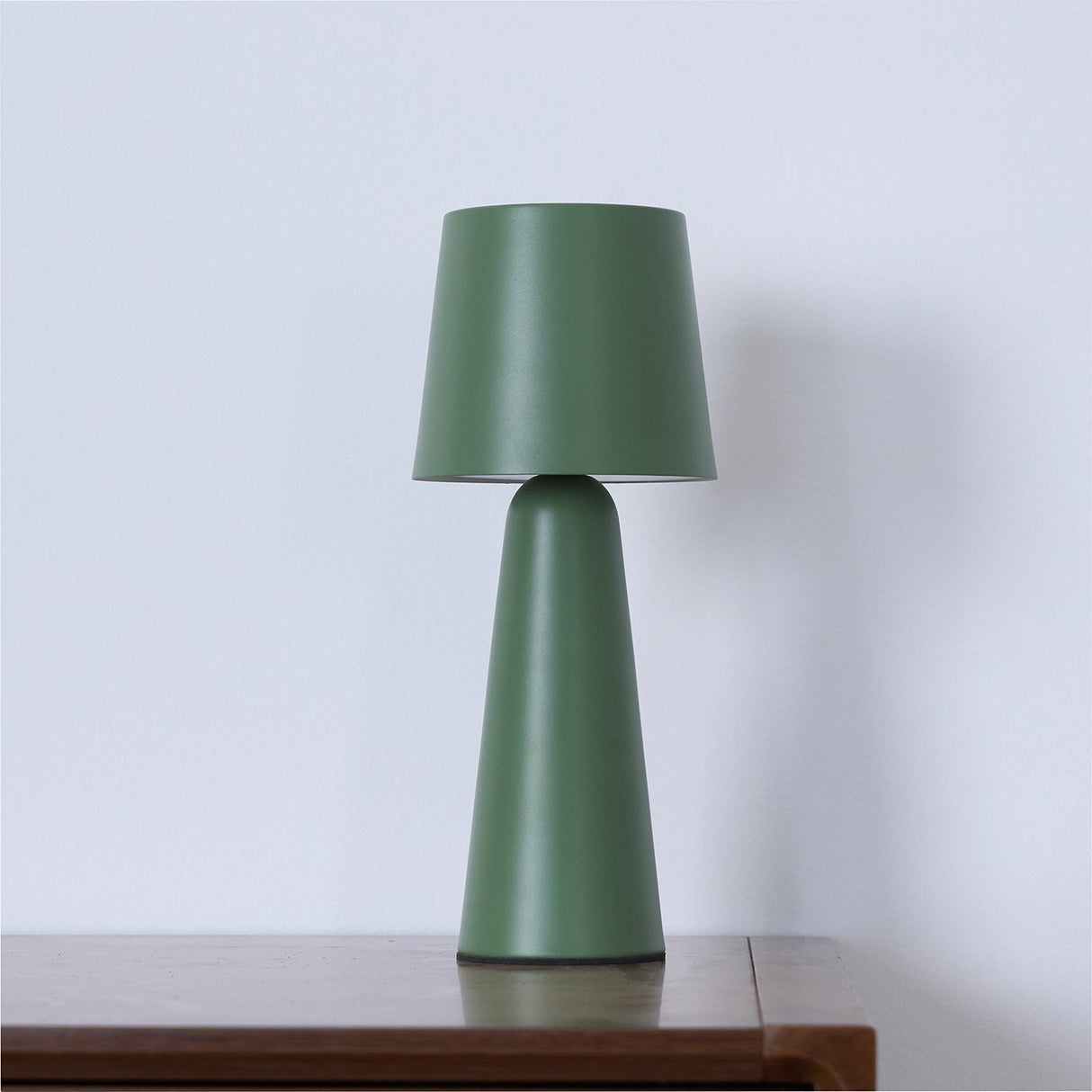 VeroBeam - Modern Lamp