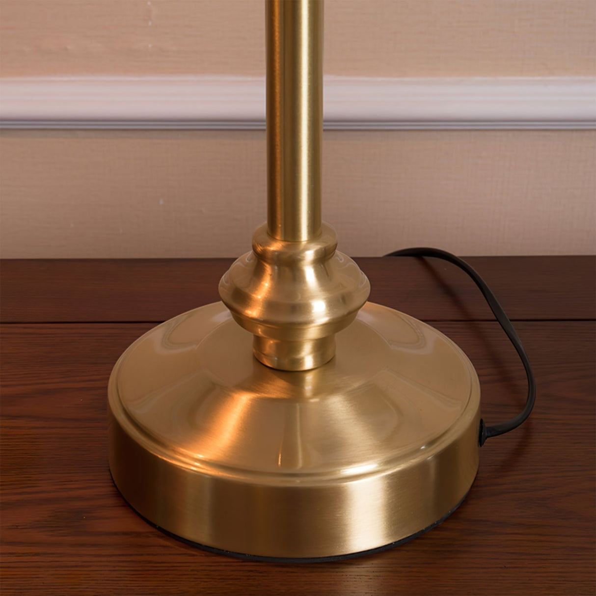 VividGleam - Table Lighting