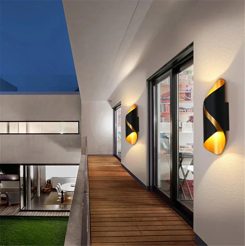 SplashBeam - Durable Outdoor Light