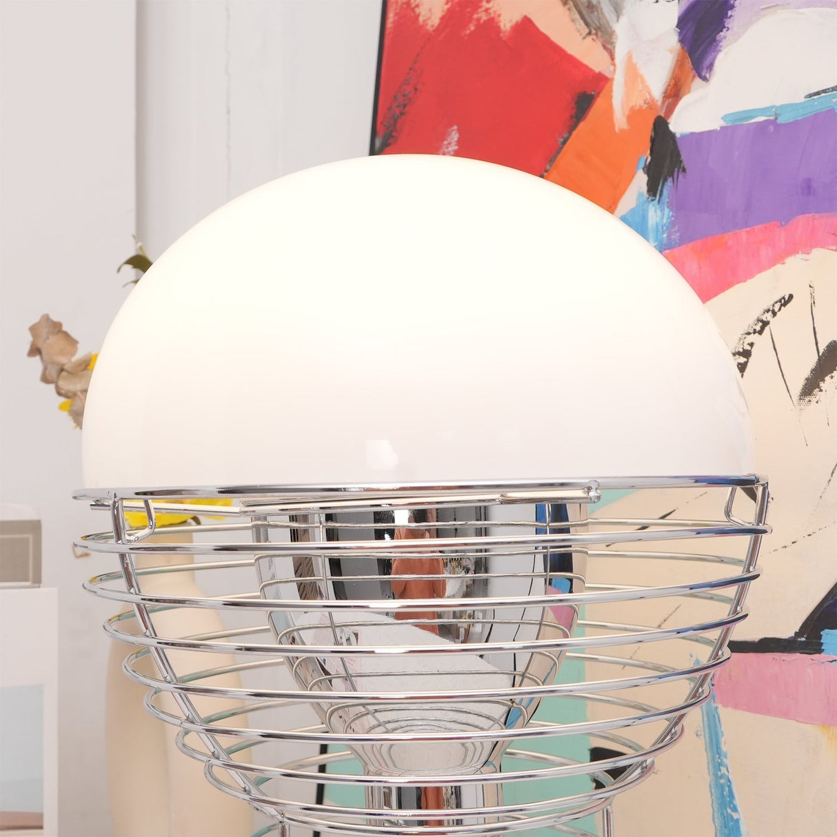 WireAura - Elegant Desk Lamp