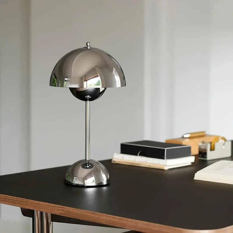 ShroomGlow - Elegant LED Mushroom Lamp