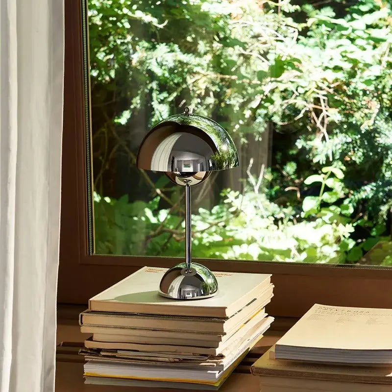 ShroomGlow - Elegant LED Mushroom Lamp