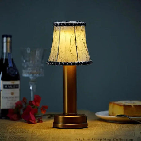 ShineBeam - Chic Wireless Table Lamp Design