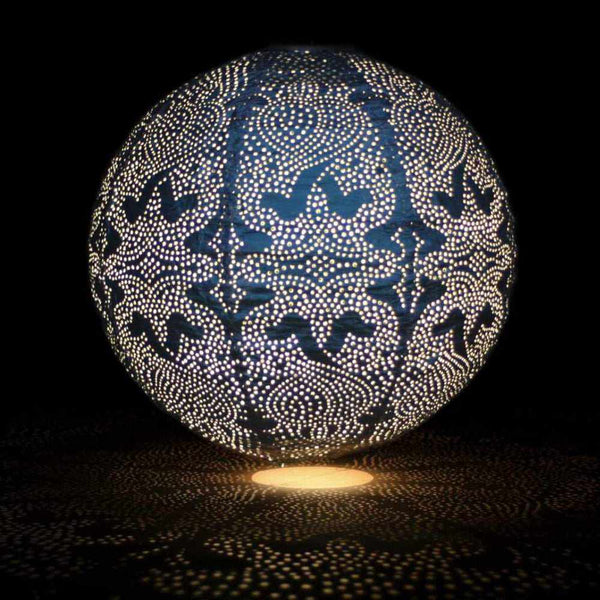Solar Lantern Globe - Weather-Resistant Outdoor Solar Lantern for Garden Lighting